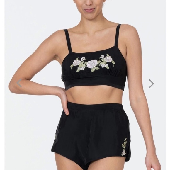 RYA MAGNOLIA BRALETTE SET Black Floral Embroidered Size Small S NWT - Picture 3 of 9